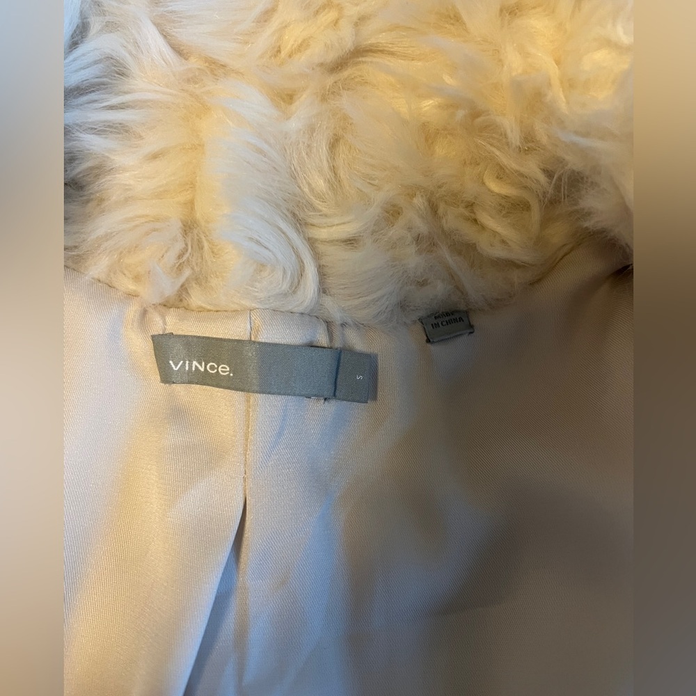 Vince Plush Faux Fur Jacket - Cream (size small) - Picture 4 of 8